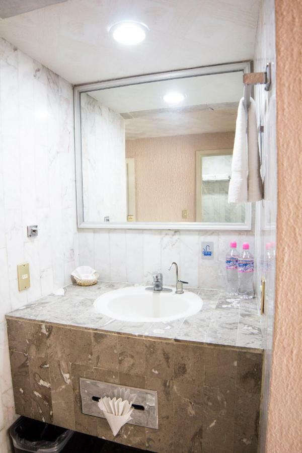 Hotel San Jorge เตปิก ภายนอก รูปภาพ